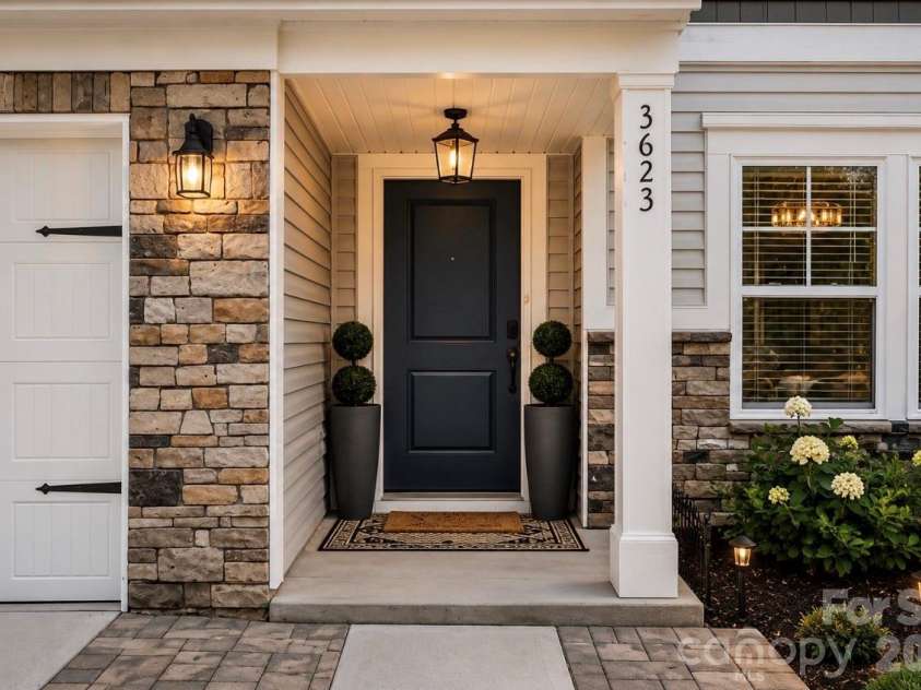 3623 Hayden Drive, Charlotte, NC 28269.  MLS# CAR4385829, YatesRealty ID 28072. 