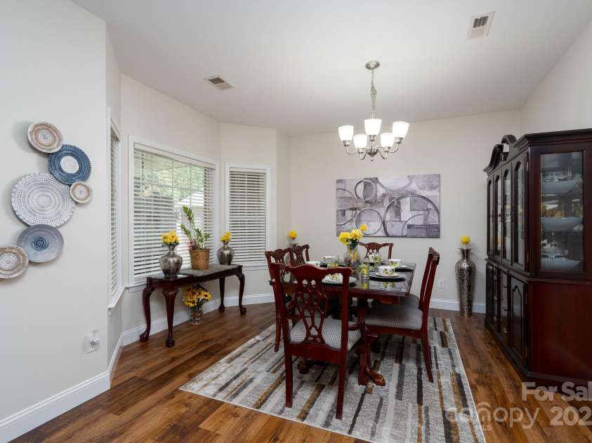 915 Overhill Road, Salisbury, NC 28144.  MLS# CAR4281096, YatesRealty ID 28072. 