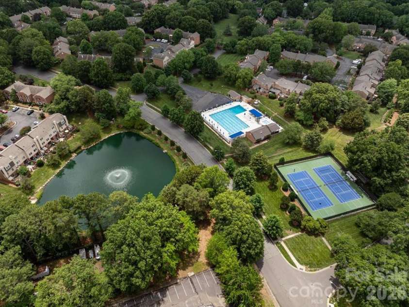 6724 Constitution Lane, Charlotte, NC 28210.  MLS# CAR4385741, YatesRealty ID 28073. 
