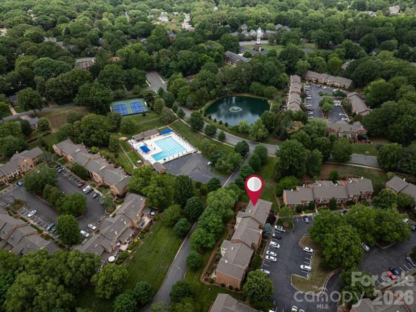 6724 Constitution Lane, Charlotte, NC 28210.  MLS# CAR4385741, YatesRealty ID 28073. 