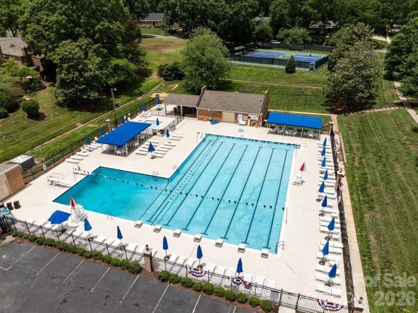 6724 Constitution Lane, Charlotte, NC 28210.  MLS# CAR4385741, YatesRealty ID 28073. 