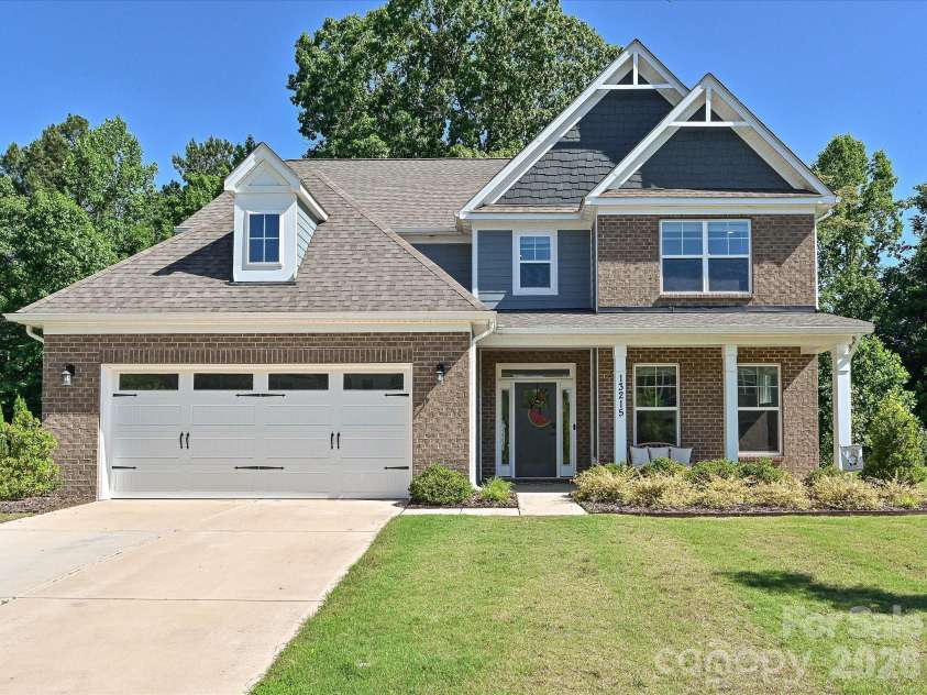 13215 Fiore Place, Huntersville, NC 28078.  MLS# CAR4384879, YatesRealty ID 28074. 