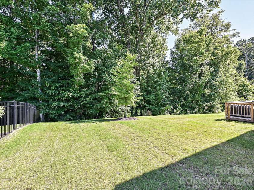 13215 Fiore Place, Huntersville, NC 28078.  MLS# CAR4384879, YatesRealty ID 28074. 