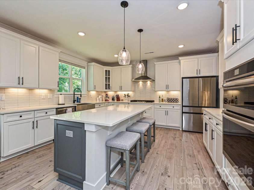 13215 Fiore Place, Huntersville, NC 28078.  MLS# CAR4384879, YatesRealty ID 28074. Kitchen