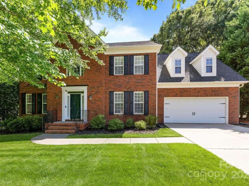 6932 Curlee Court, Charlotte, NC 28277.  MLS# CAR4283210, YatesRealty ID 28075. 