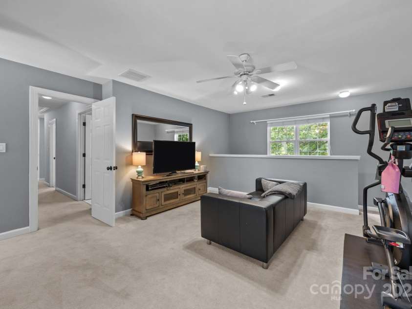 6932 Curlee Court, Charlotte, NC 28277.  MLS# CAR4283210, YatesRealty ID 28075. Bonus Room