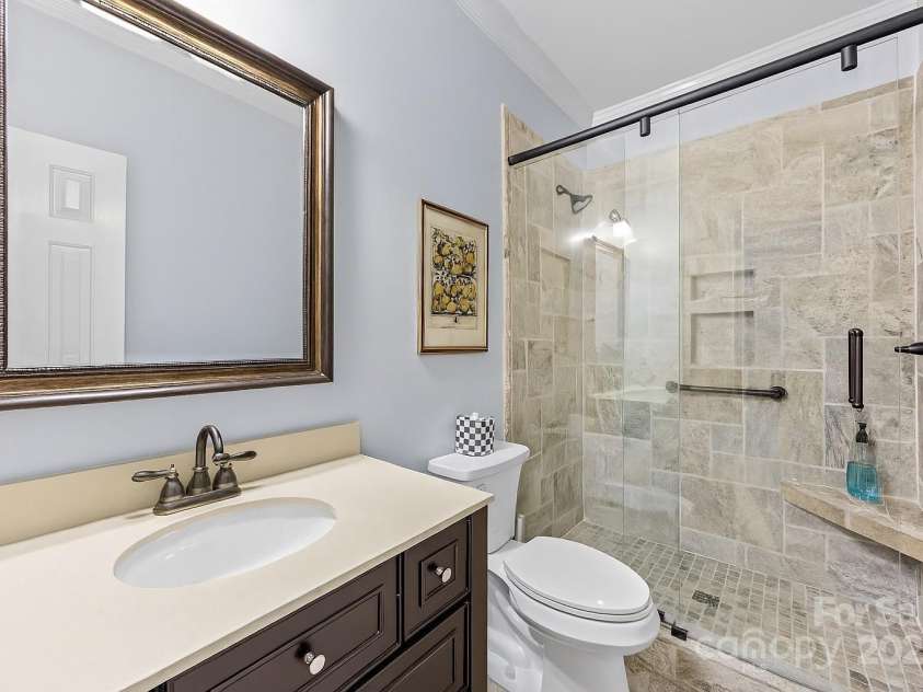 6932 Curlee Court, Charlotte, NC 28277.  MLS# CAR4283210, YatesRealty ID 28075. Full Bathroom on the Main Level