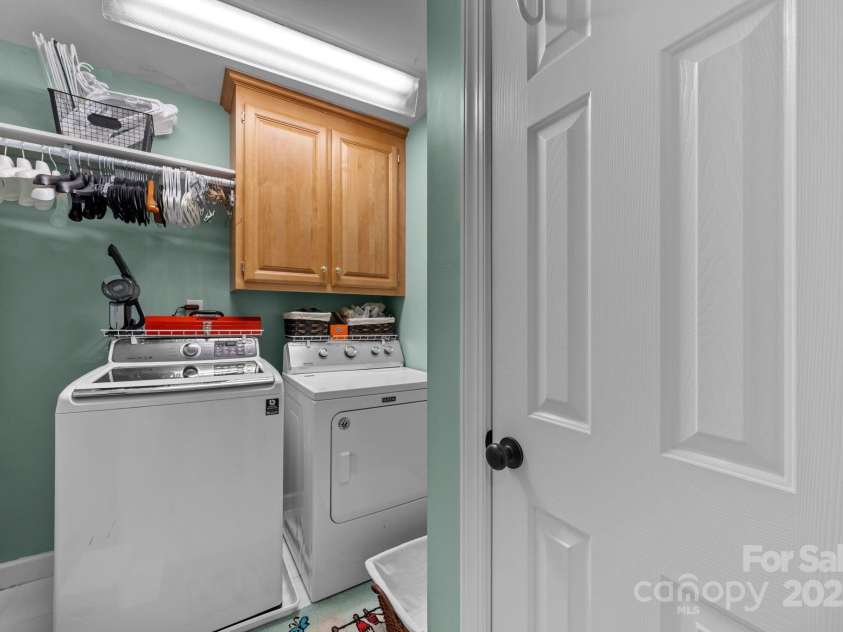 6932 Curlee Court, Charlotte, NC 28277.  MLS# CAR4283210, YatesRealty ID 28075. Laundry room upstairs