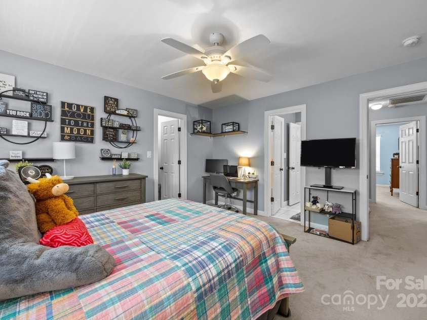 6932 Curlee Court, Charlotte, NC 28277.  MLS# CAR4283210, YatesRealty ID 28075. Secondary Bedroom with Custom Closet