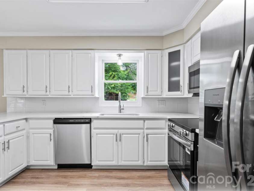 2910 Floral Drive, Albemarle, NC 28001.  MLS# CAR4390056, YatesRealty ID 28076. 