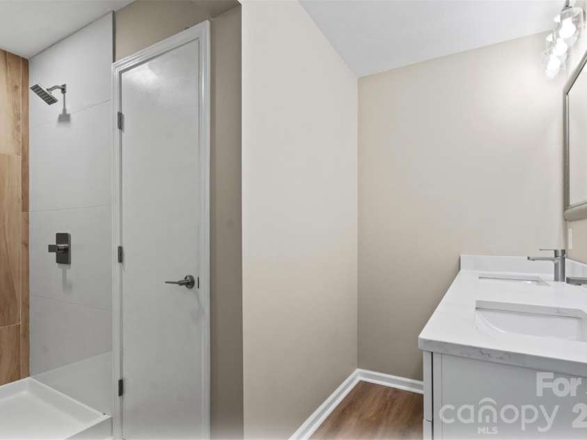2910 Floral Drive, Albemarle, NC 28001.  MLS# CAR4390056, YatesRealty ID 28076. 