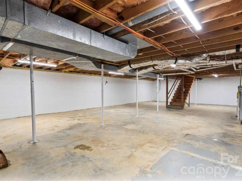 2910 Floral Drive, Albemarle, NC 28001.  MLS# CAR4390056, YatesRealty ID 28076. 