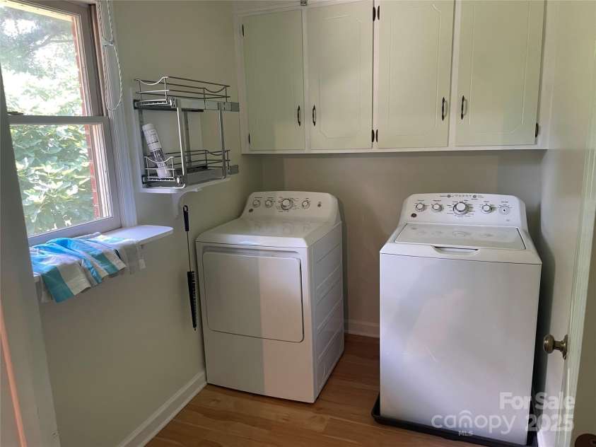 470 Roger Drive, Salisbury, NC 28147.  MLS# CAR4278031, YatesRealty ID 28076. 