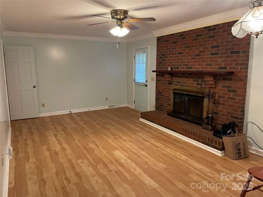 470 Roger Drive, Salisbury, NC 28147.  MLS# CAR4278031, YatesRealty ID 28076. Cozy den