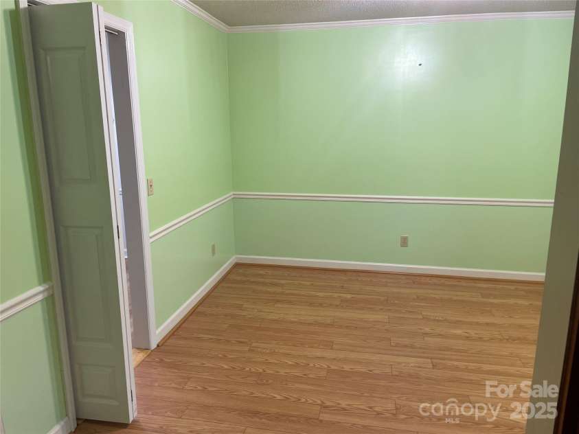 470 Roger Drive, Salisbury, NC 28147.  MLS# CAR4278031, YatesRealty ID 28076. Dining room