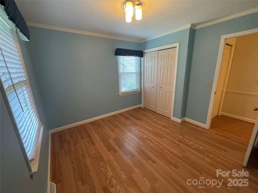 470 Roger Drive, Salisbury, NC 28147.  MLS# CAR4278031, YatesRealty ID 28076. Primary bedroom