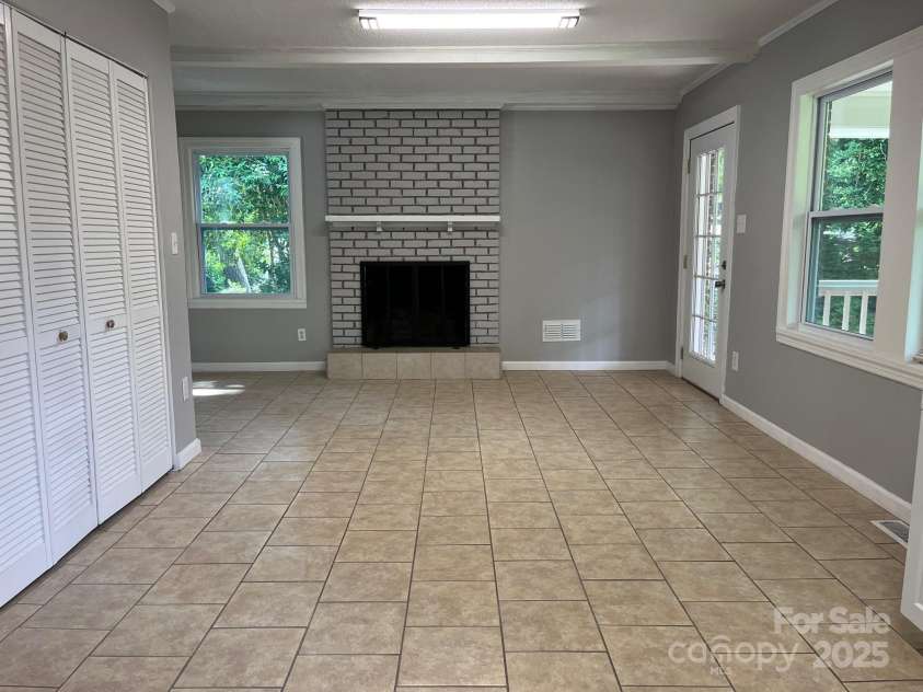 680 Lakeside Drive, Rock Hill, SC 29730.  MLS# CAR4281862, YatesRealty ID 28077. 