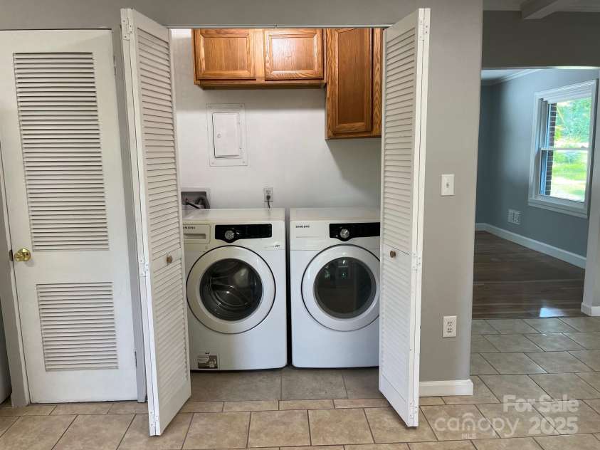 680 Lakeside Drive, Rock Hill, SC 29730.  MLS# CAR4281862, YatesRealty ID 28077. 