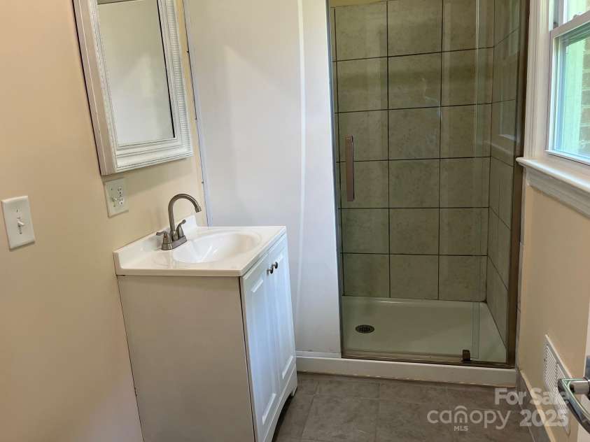 680 Lakeside Drive, Rock Hill, SC 29730.  MLS# CAR4281862, YatesRealty ID 28077. 