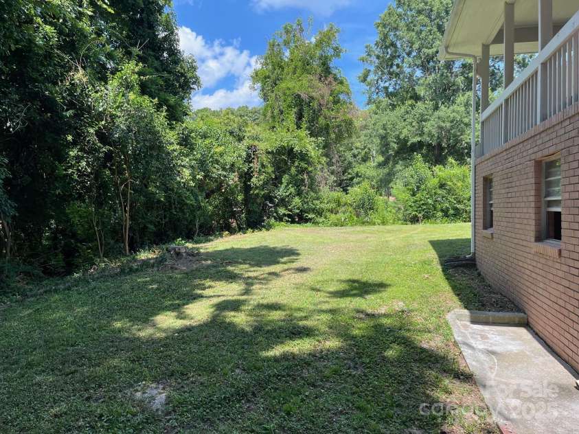 680 Lakeside Drive, Rock Hill, SC 29730.  MLS# CAR4281862, YatesRealty ID 28077. 