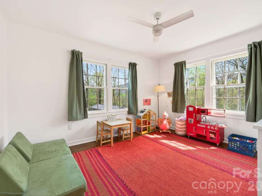 318 Stonewall Avenue, Swannanoa, NC 28778.  MLS# CAR4368730, YatesRealty ID 28078. Second Bedroom on Main Level
