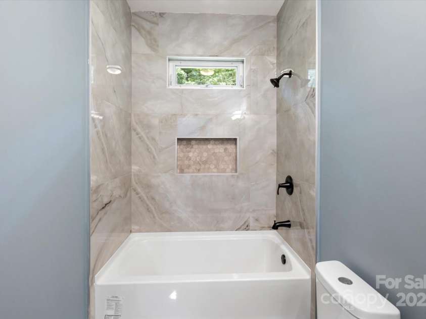 88 Arbor View Drive, Marion, NC 28752.  MLS# CAR4284677, YatesRealty ID 28079. 