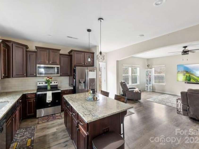 1232 Scotch Meadows Loop, Monroe, NC 28110.  MLS# CAR4327292, YatesRealty ID 2808. 