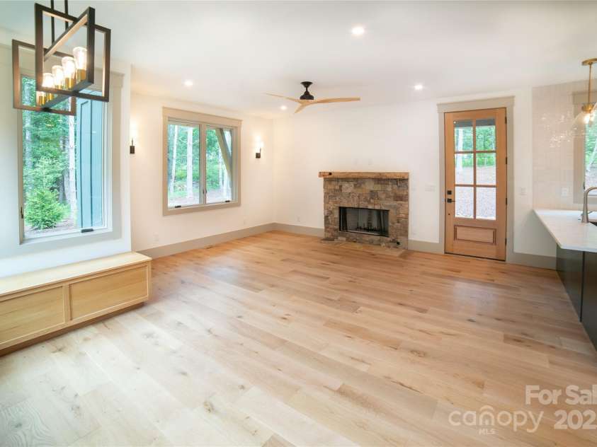 92 Rusty Hook Road, Nebo, NC 28761.  MLS# CAR4285158, YatesRealty ID 28080. 