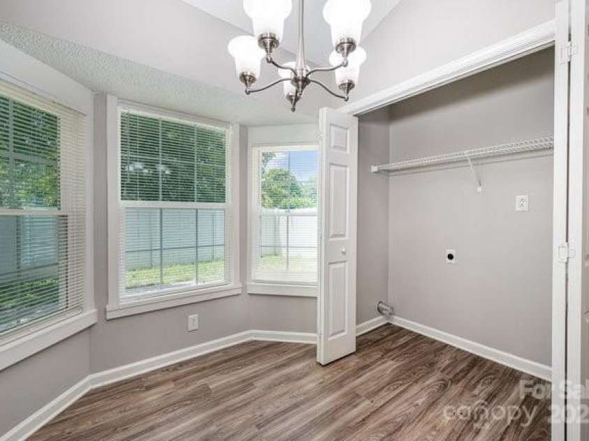 5740 Ebley Lane, Charlotte, NC 28227.  MLS# CAR4285563, YatesRealty ID 28081. 