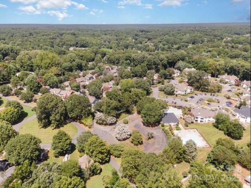 5740 Ebley Lane, Charlotte, NC 28227.  MLS# CAR4285563, YatesRealty ID 28081. 