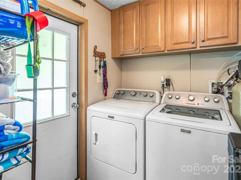 118 Reeves Road, Leicester, NC 28748.  MLS# CAR4280942, YatesRealty ID 28083. Laundry Room
