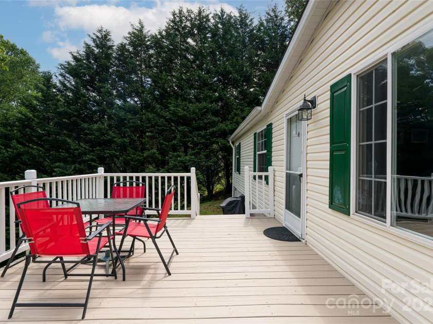 118 Reeves Road, Leicester, NC 28748.  MLS# CAR4280942, YatesRealty ID 28083. Updated paint