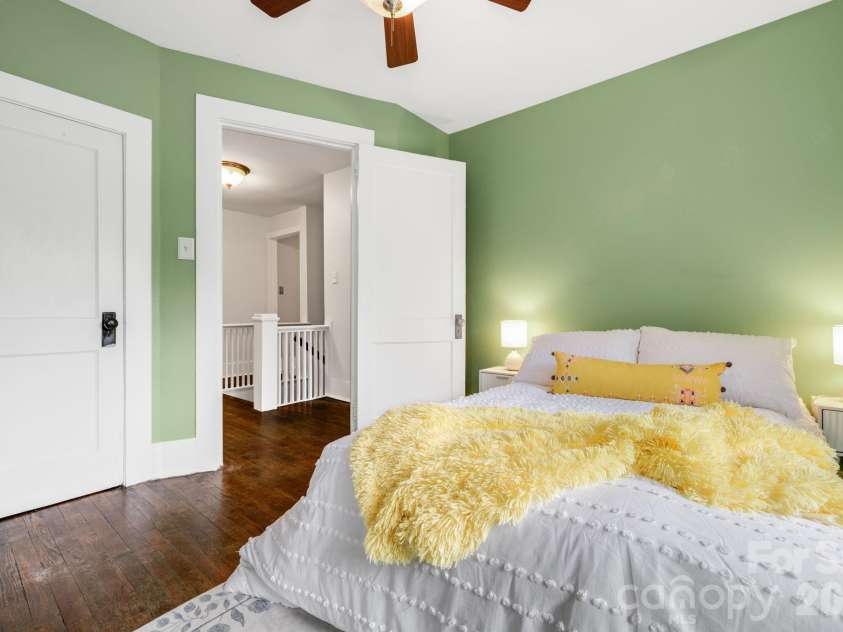 185 Flint Street, Asheville, NC 28801.  MLS# CAR4375411, YatesRealty ID 28083. 