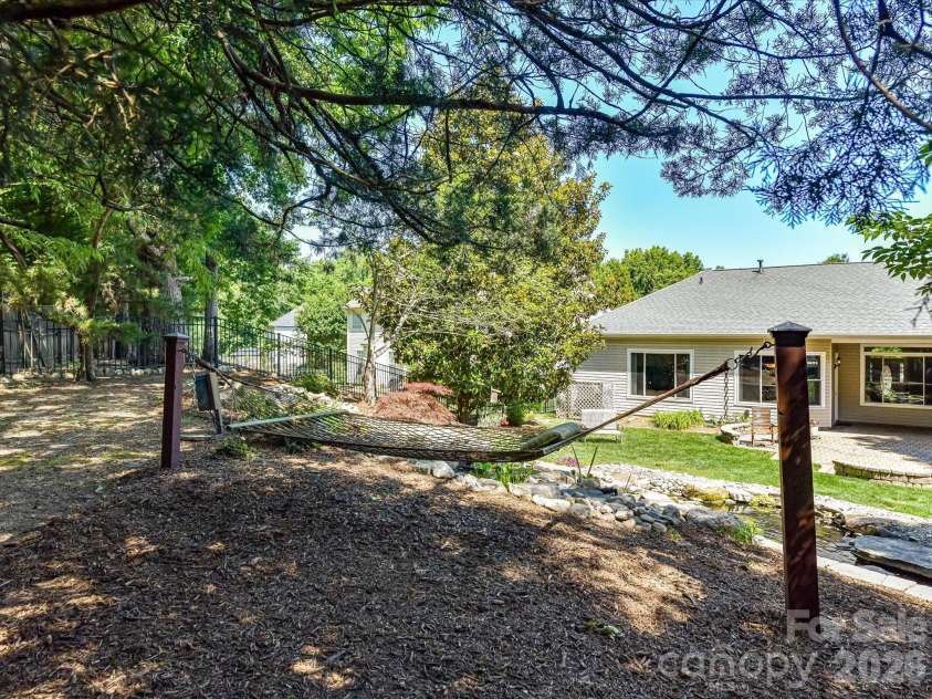 2535 Harlington Lane, Charlotte, NC 28270.  MLS# CAR4383285, YatesRealty ID 28085. 