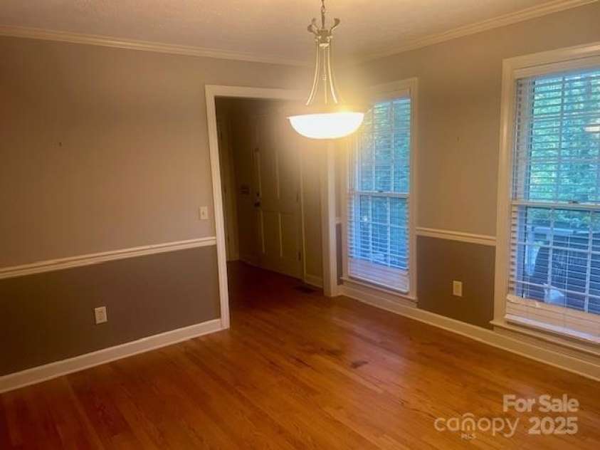 252 Deerfield Street, Lenoir, NC 28645.  MLS# CAR4285316, YatesRealty ID 28086. 