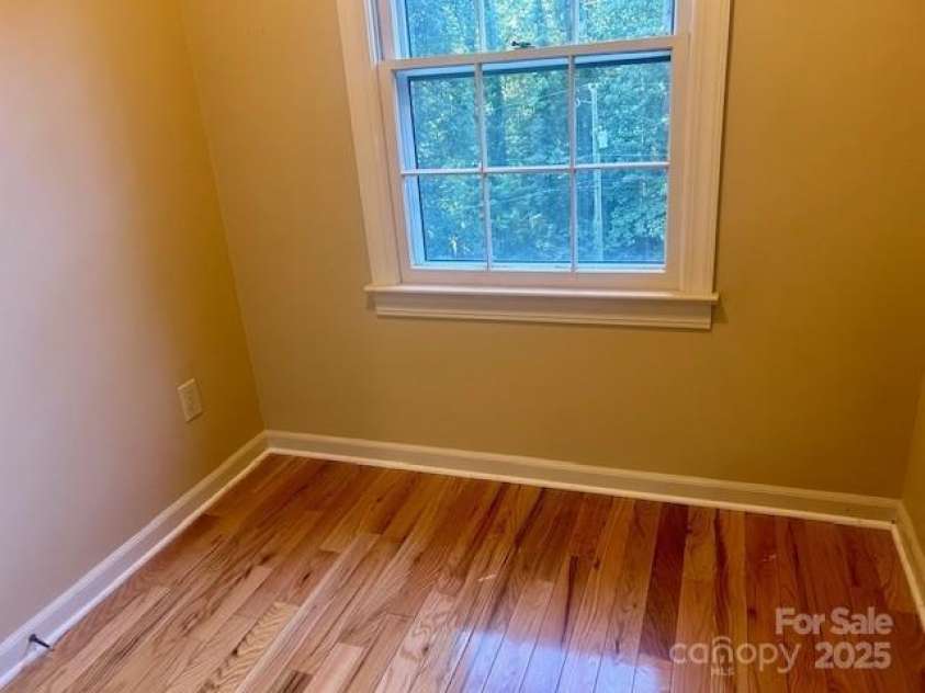 252 Deerfield Street, Lenoir, NC 28645.  MLS# CAR4285316, YatesRealty ID 28086. 