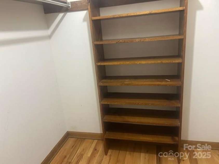 252 Deerfield Street, Lenoir, NC 28645.  MLS# CAR4285316, YatesRealty ID 28086. Large walk in closet