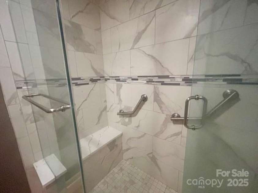 252 Deerfield Street, Lenoir, NC 28645.  MLS# CAR4285316, YatesRealty ID 28086. Tile shower