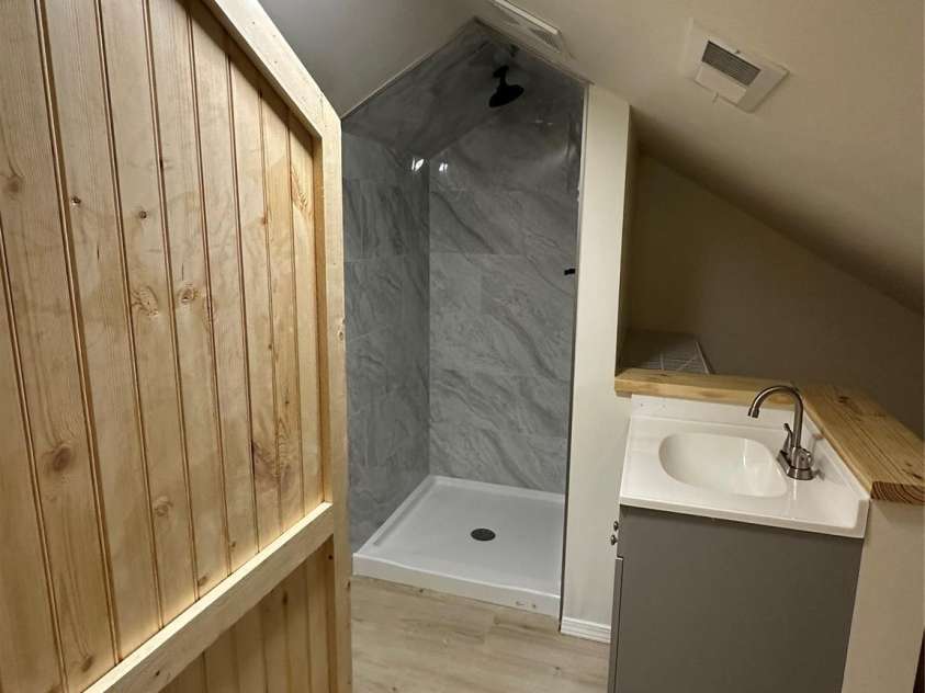 1409 enochville Road, Kannapolis, NC 28081.  MLS# CAR4281931, YatesRealty ID 28087. 