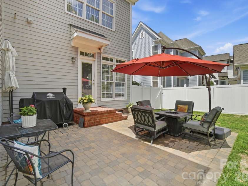 5101 Downing Drive, Fort Mill, SC 29708.  MLS# CAR4384163, YatesRealty ID 28088. 