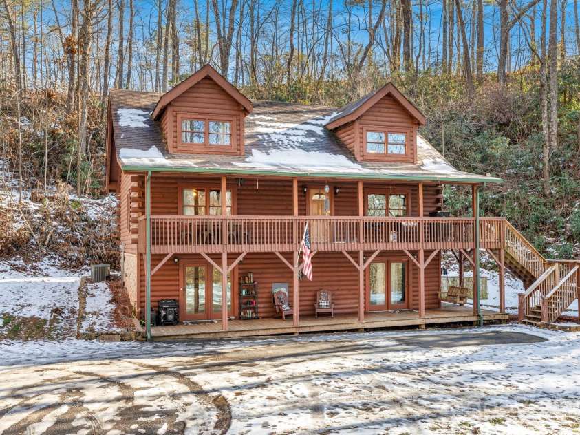 1390 Grants Mountain Road, Marion, NC 28752.  MLS# CAR4213166, YatesRealty ID 2809. 1390 Grants Mountain Rd