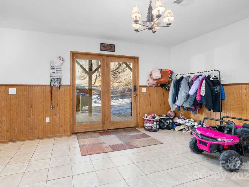 1390 Grants Mountain Road, Marion, NC 28752.  MLS# CAR4213166, YatesRealty ID 2809. Basement Mud Room