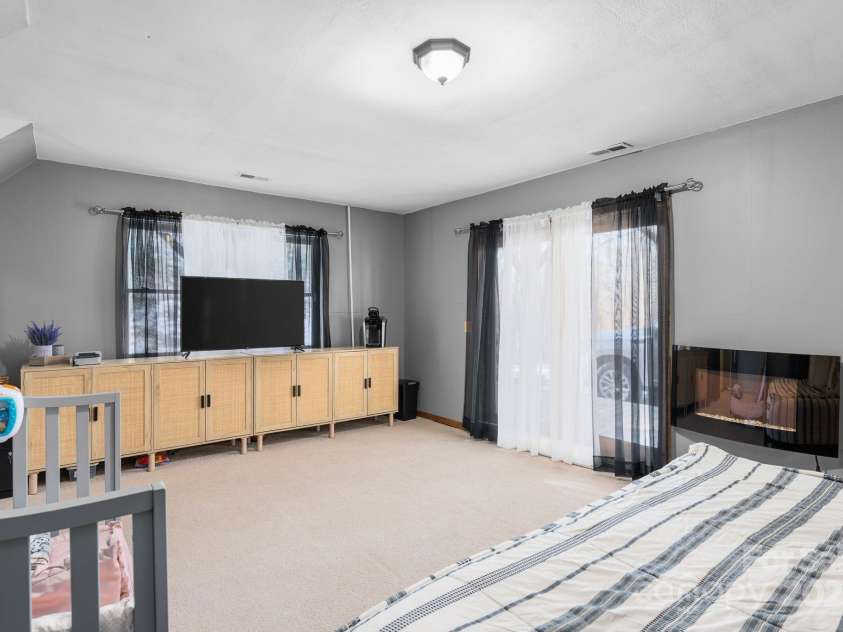 1390 Grants Mountain Road, Marion, NC 28752.  MLS# CAR4213166, YatesRealty ID 2809. Bedroom Basement