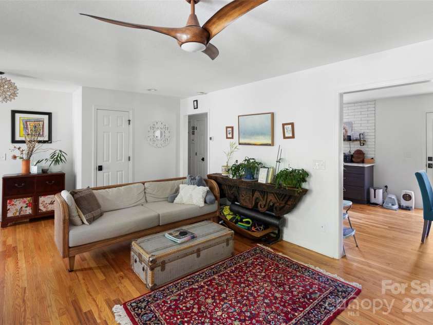 15 Graceland Place, Arden, NC 28704.  MLS# CAR4283813, YatesRealty ID 28090. 