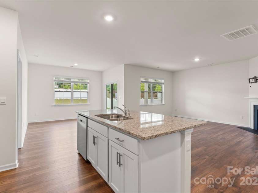 3505 Sycamore Crossing Court, Mount Holly, NC 28120.  MLS# CAR4277141, YatesRealty ID 28092. 