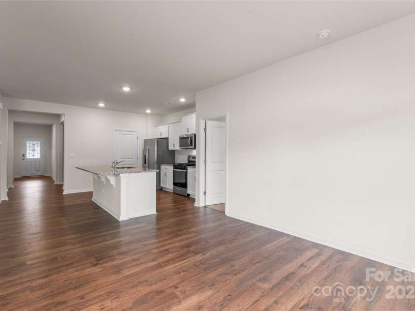 3505 Sycamore Crossing Court, Mount Holly, NC 28120.  MLS# CAR4277141, YatesRealty ID 28092. 