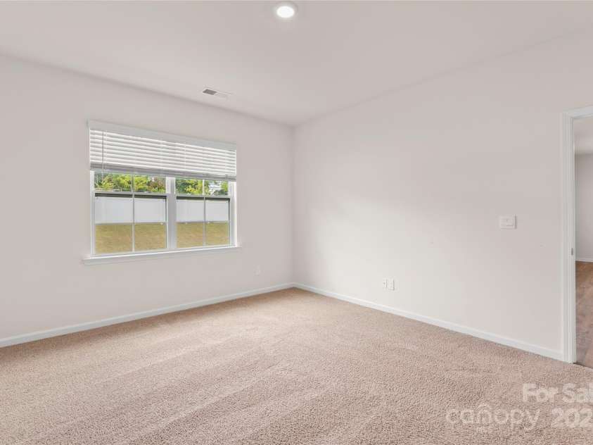 3505 Sycamore Crossing Court, Mount Holly, NC 28120.  MLS# CAR4277141, YatesRealty ID 28092. 