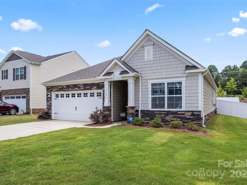 3505 Sycamore Crossing Court, Mount Holly, NC 28120.  MLS# CAR4277141, YatesRealty ID 28092. 