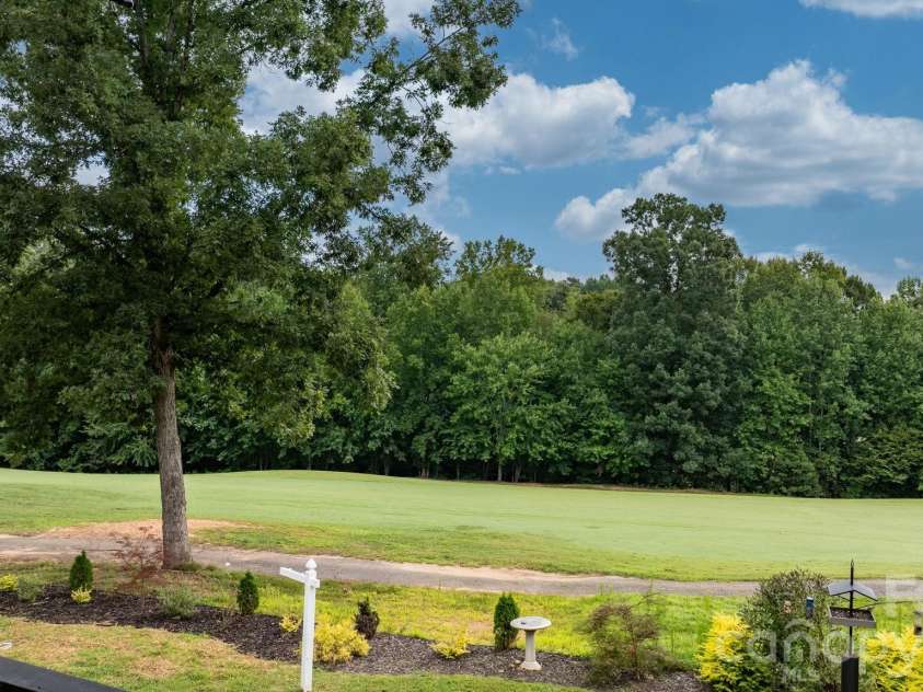 1116 Players Ridge Road, Hickory, NC 28601.  MLS# CAR4418255, YatesRealty ID 28093. 