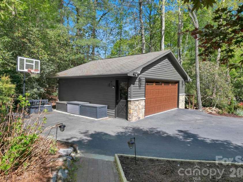 492 Falls Creek Road, Pisgah Forest, NC 28768.  MLS# CAR4375226, YatesRealty ID 28094. 